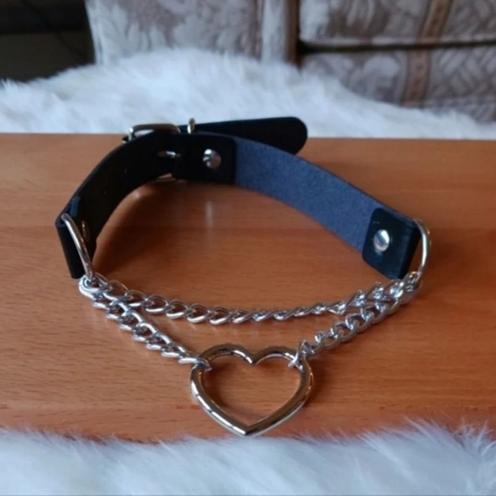 Chain Choker Collar, Heart Shaped Choker Necklace, S Choker, Gothic Chain Choker - Picture 3 of 12